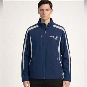 NFL Men’s New England patriots Soft Shell Full Zip Lined Jacket Back Logo Size L